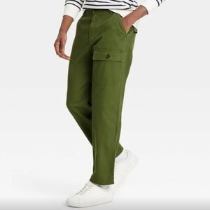 Houston White Relaxed Cargo Pants • Green • Midweight Twill